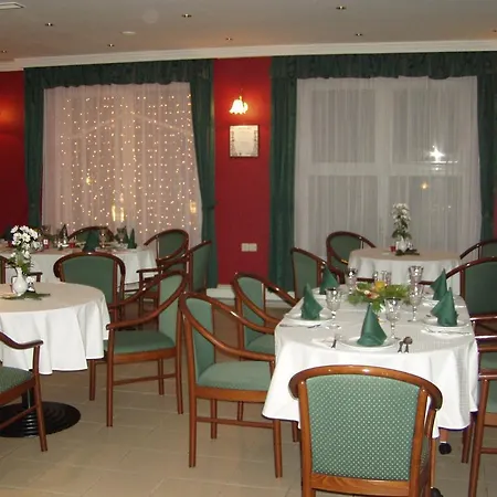Hotel Kincsem Wellness Kisbér