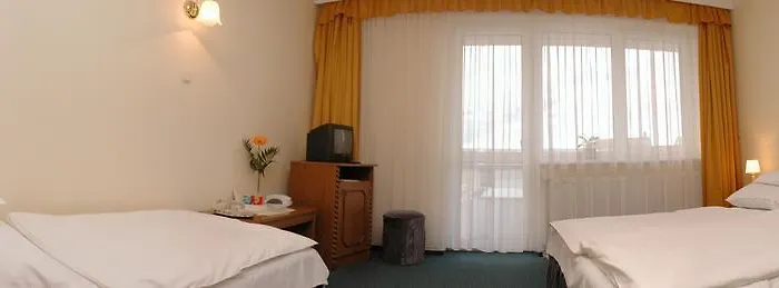 Kincsem Wellness 3*